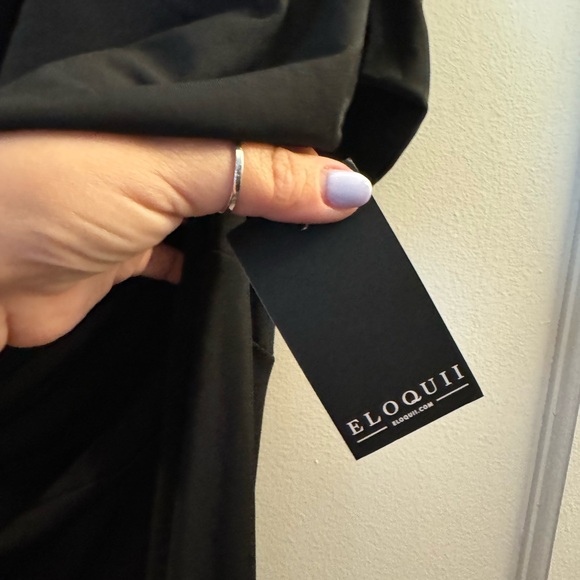 NWT Black Off-Shoulder Maxi Dress - Picture 7 of 7